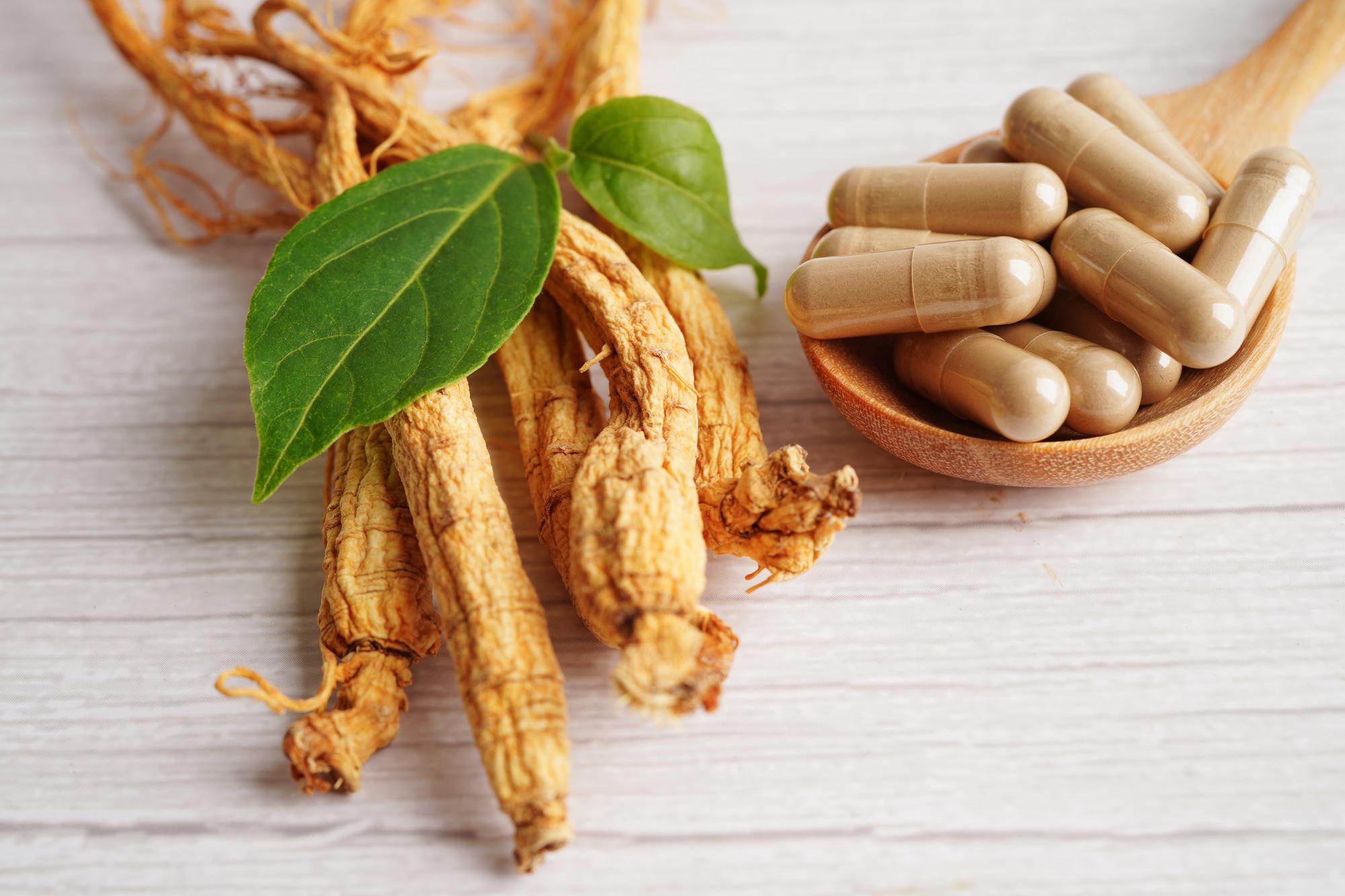 Ginseng racine et capsules